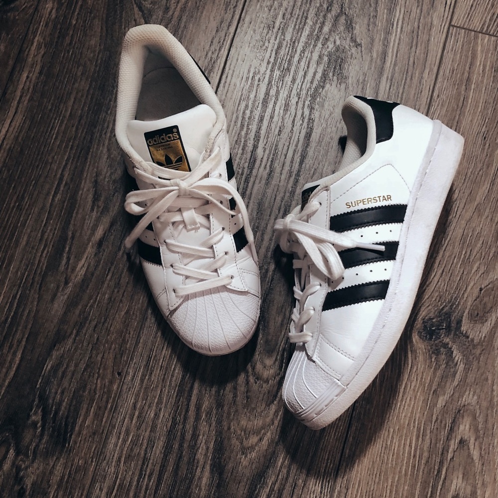 Adidas Suoerstar sneakers